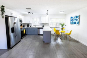 Close to Port Cruise, steps to Wynwood. Up to 8 pp